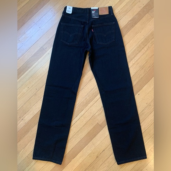 NWT LEVI’S 501 90’s BLACK BUTTONFLY STRAIGHT LEG JEANS WOMENS 26x32/Actual 32.5 - Picture 2 of 14